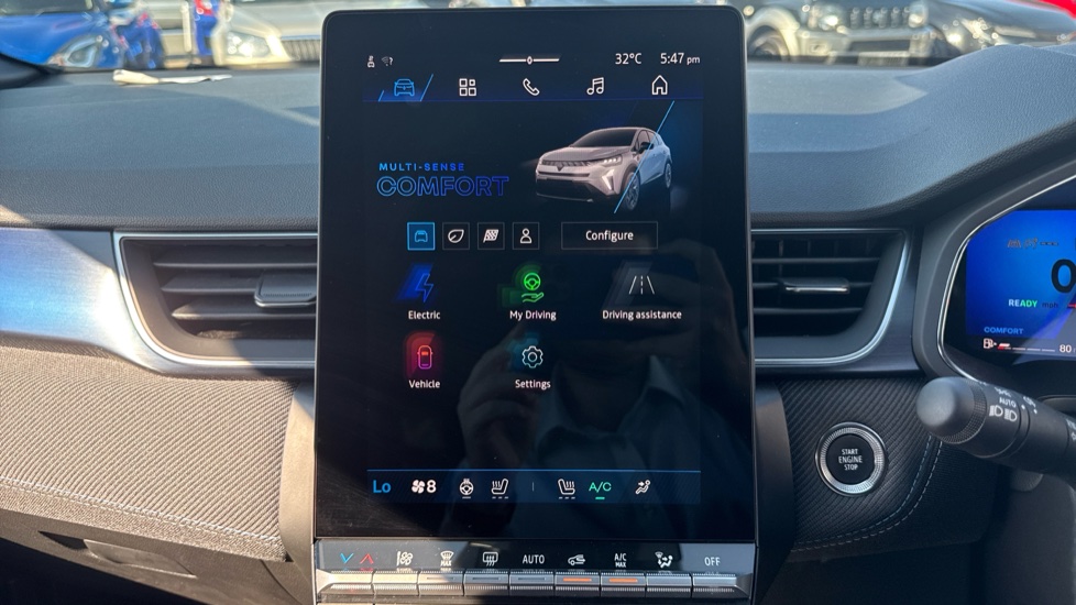Renault Symbioz 1.8 E-Tech FHEV 160 Techno Esprit Alpine 5dr Auto Hybrid Estate - Image 28