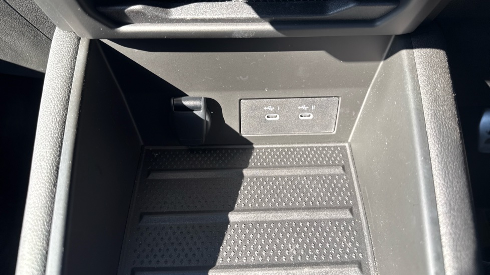 Renault Symbioz 1.8 E-Tech FHEV 160 Techno Esprit Alpine 5dr Auto Hybrid Estate - Image 30