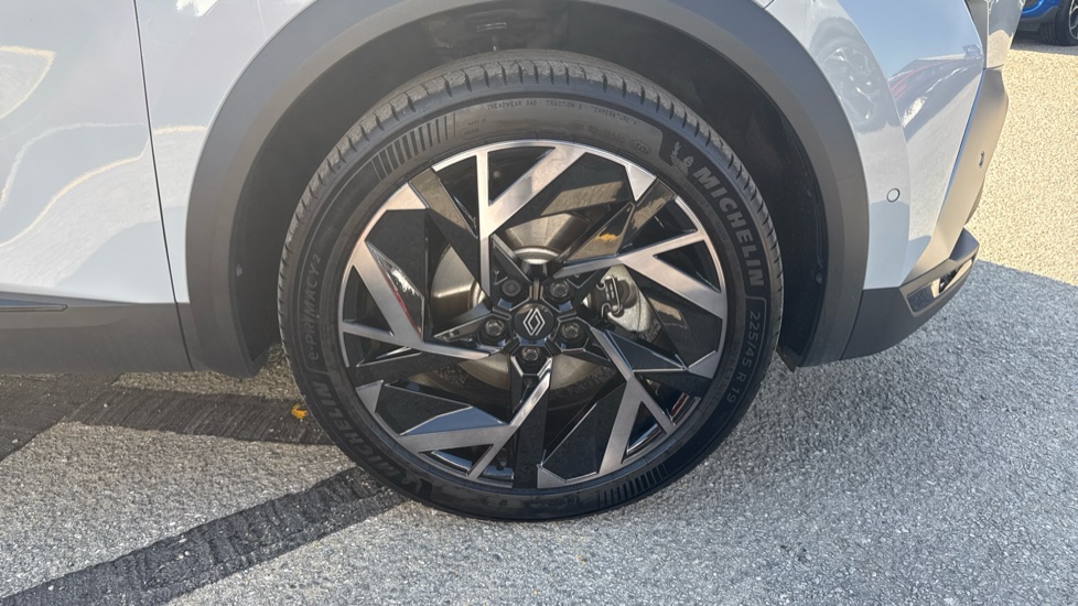 Renault Symbioz 1.8 E-Tech FHEV 160 Techno Esprit Alpine 5dr Auto Hybrid Estate - Image 38