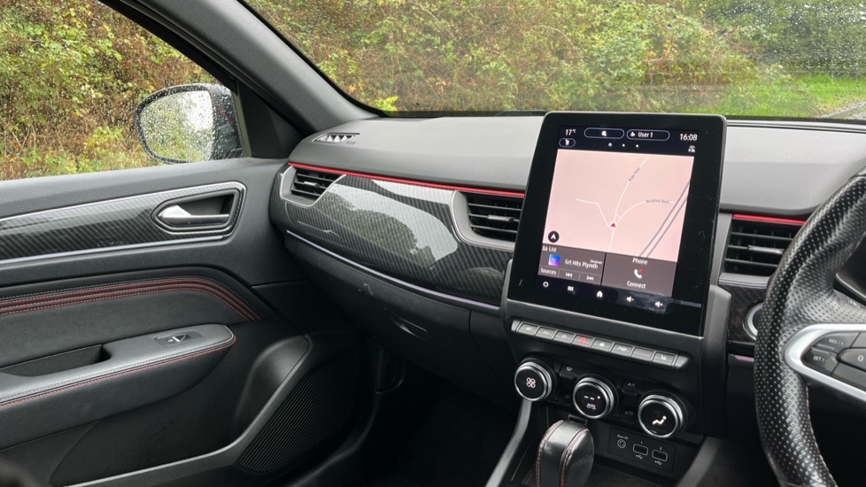 Renault Arkana 1.6 E-TECH Hybrid 145 R.S. Line 5dr Auto Hybrid Estate - Image 14