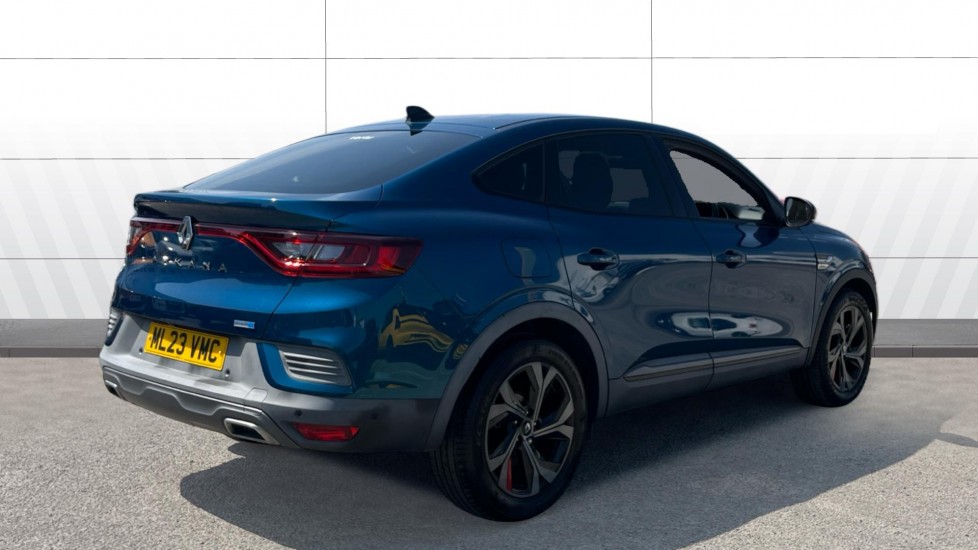Renault Arkana 1.6 E-TECH Hybrid 145 R.S. Line 5dr Auto Hybrid Estate - Image 2