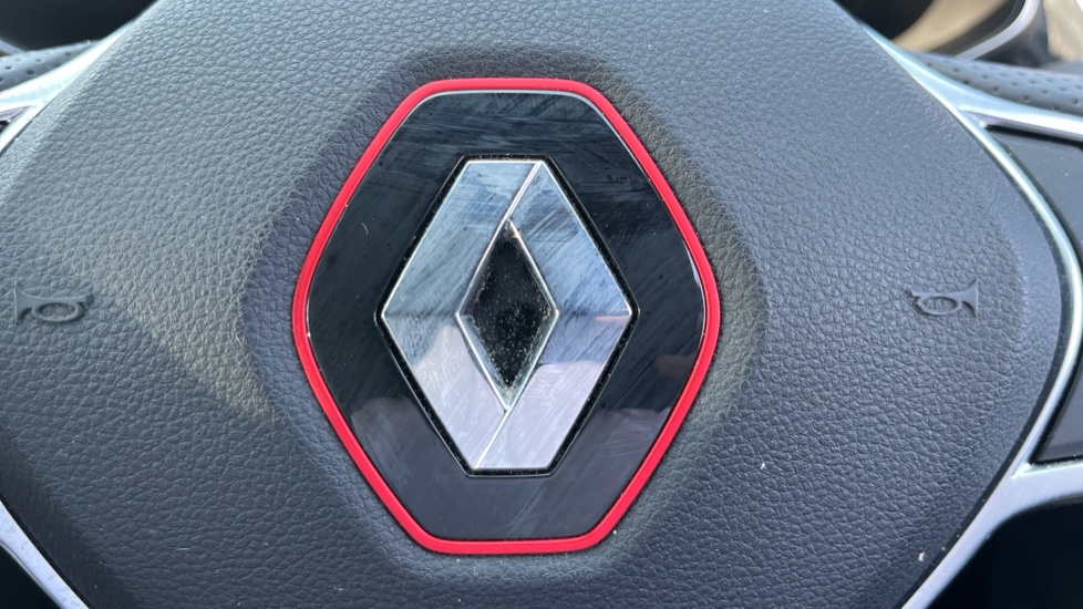 Renault Arkana 1.6 E-TECH Hybrid 145 R.S. Line 5dr Auto Hybrid Estate - Image 27