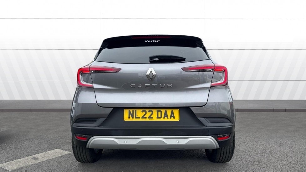 Renault Captur 1.3 TCE 140 Iconic 5dr Petrol Hatchback - Image 6