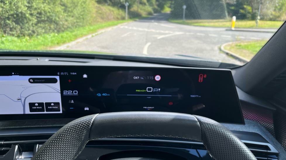 Peugeot 3008 157kW GT 73kWh 5dr Auto Electric Estate - Image 12