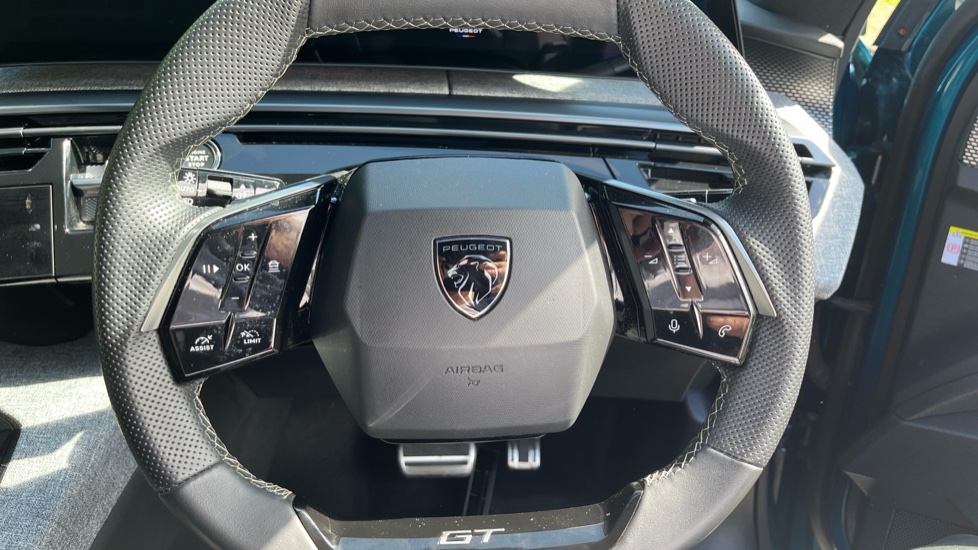 Peugeot 3008 157kW GT 73kWh 5dr Auto Electric Estate - Image 22