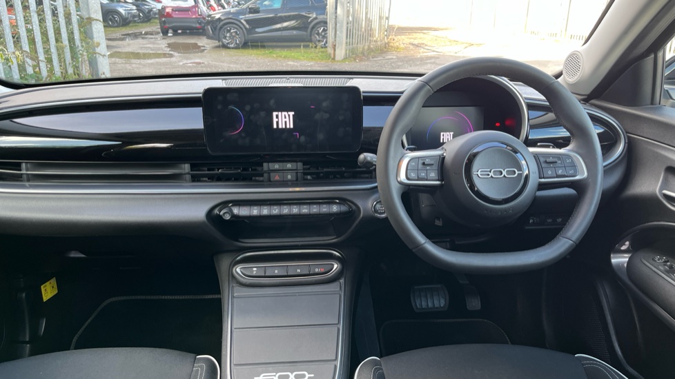 Fiat 600 1.2 Hybrid 48V 5dr eDCT-6 Petrol Hatchback - Image 9