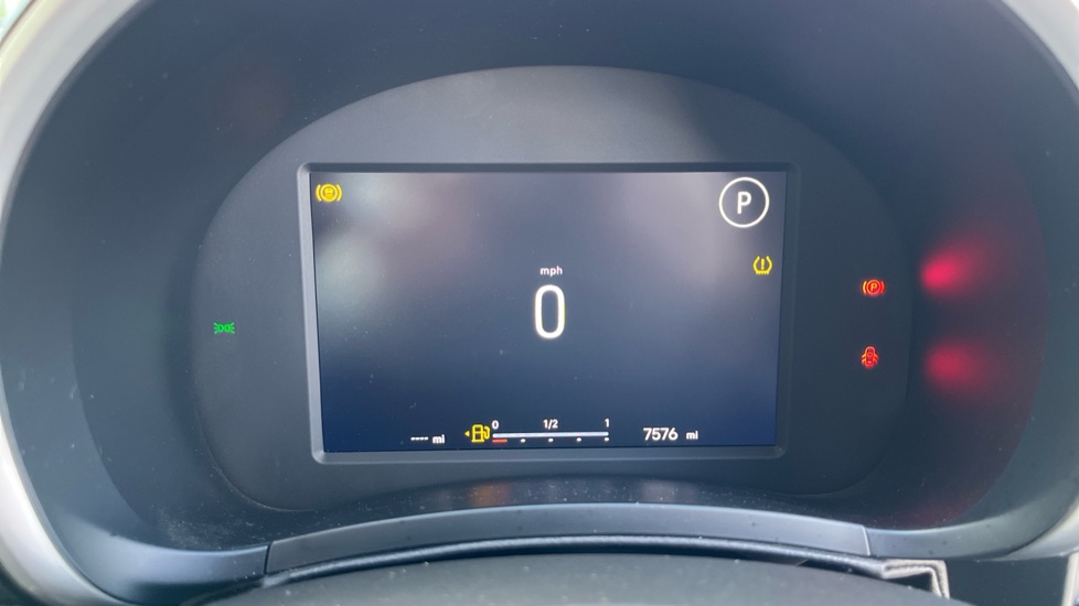 Fiat 600 1.2 Hybrid 48V 5dr eDCT-6 Petrol Hatchback - Image 17