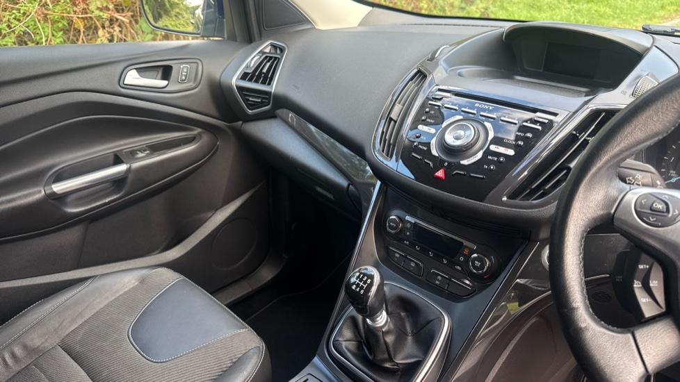 Ford Kuga 2.0 TDCi 180 Titanium 5dr Diesel Estate - Image 14