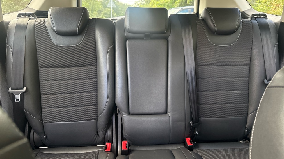 Ford Kuga 2.0 TDCi 180 Titanium 5dr Diesel Estate - Image 15