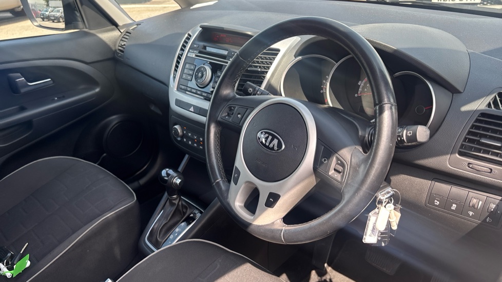Kia Venga 1.6 2 5dr Auto [6] Petrol Hatchback - Image 11