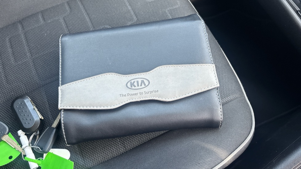 Kia Venga 1.6 2 5dr Auto [6] Petrol Hatchback - Image 19