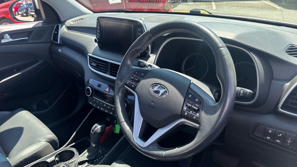 Hyundai TUCSON 1.6 TGDi 177 Premium SE 5dr 2WD DCT Petrol Estate - Image 11