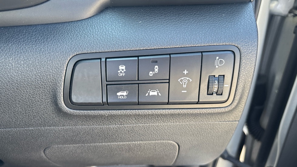 Hyundai TUCSON 1.6 TGDi 177 Premium SE 5dr 2WD DCT Petrol Estate - Image 36