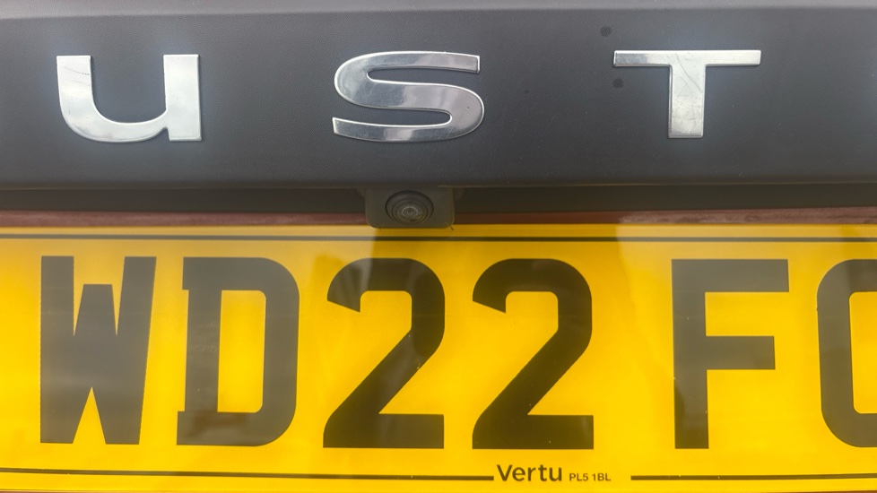 Dacia Duster 1.0 TCe 90 Prestige 5dr Petrol Estate - Image 29