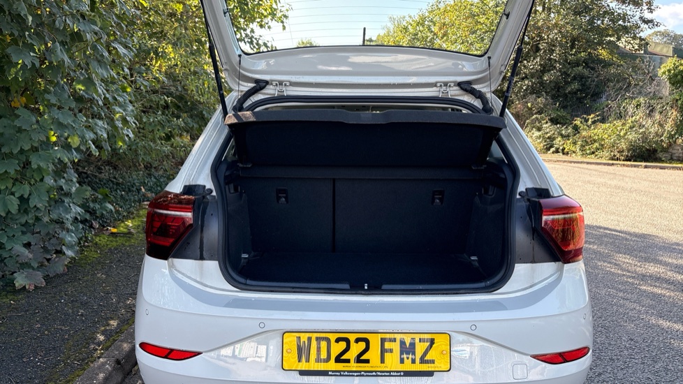 Volkswagen Polo 1.0 TSI Style 5dr Petrol Hatchback - Image 4