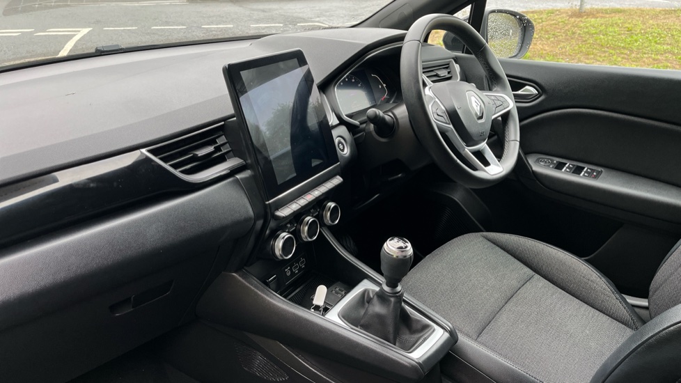 Renault Captur 1.0 TCE 90 Rive Gauche 5dr Petrol Hatchback - Image 9