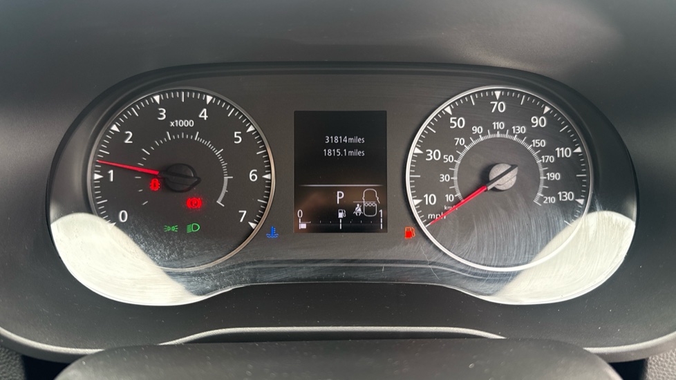 Dacia Duster 1.3 TCe 150 Prestige 5dr EDC Petrol Estate - Image 18