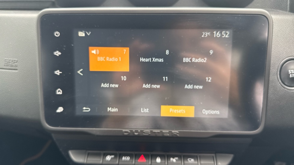 Dacia Duster 1.3 TCe 150 Prestige 5dr EDC Petrol Estate - Image 38