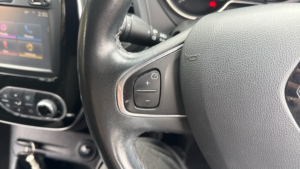 Renault Captur 1.5 dCi 90 Dynamique S Nav 5dr Diesel Hatchback - Image 21