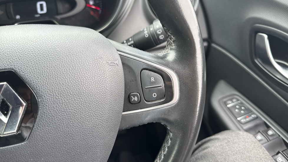 Renault Captur 1.5 dCi 90 Dynamique S Nav 5dr Diesel Hatchback - Image 23