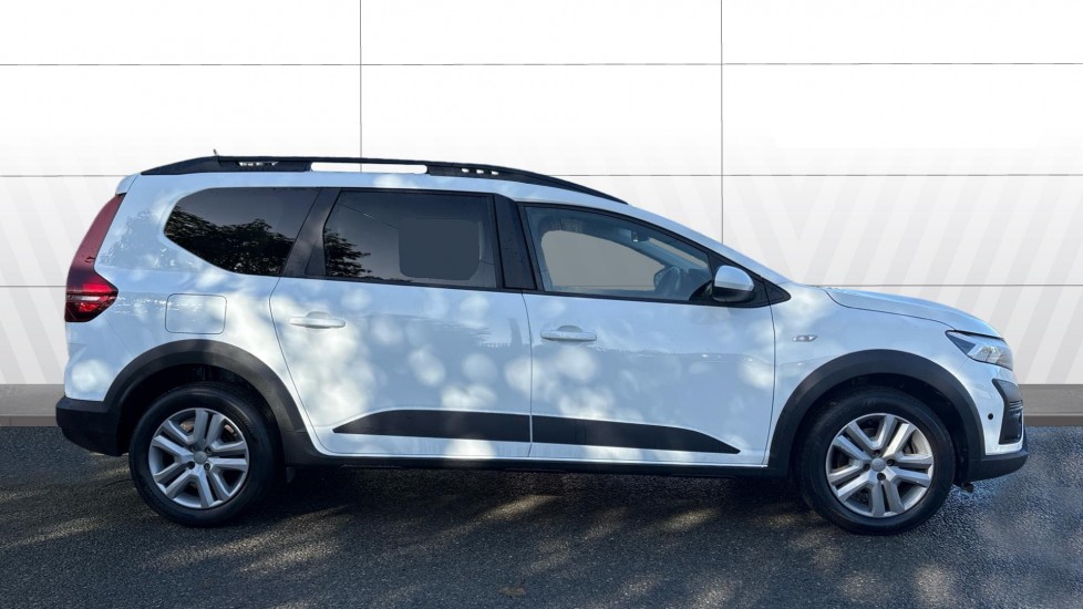 Dacia Jogger 1.0 TCe Expression 5dr Petrol Estate - Image 5