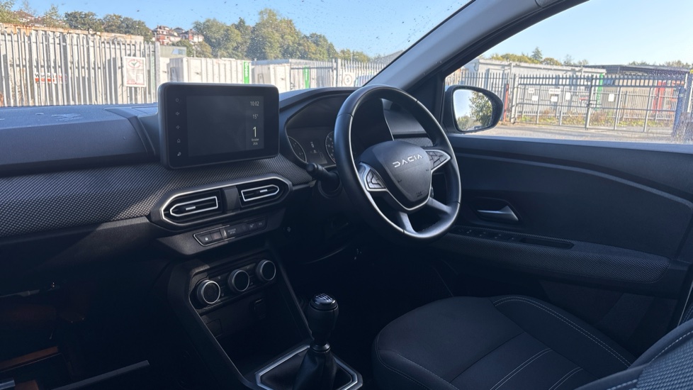 Dacia Jogger 1.0 TCe Expression 5dr Petrol Estate - Image 14