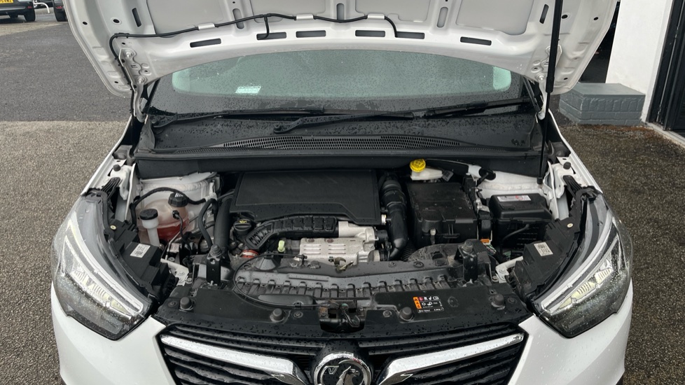 Vauxhall Crossland X 1.2T [110] Griffin 5dr [6 Spd] [Start Stop] Petrol Hatchback - Image 8