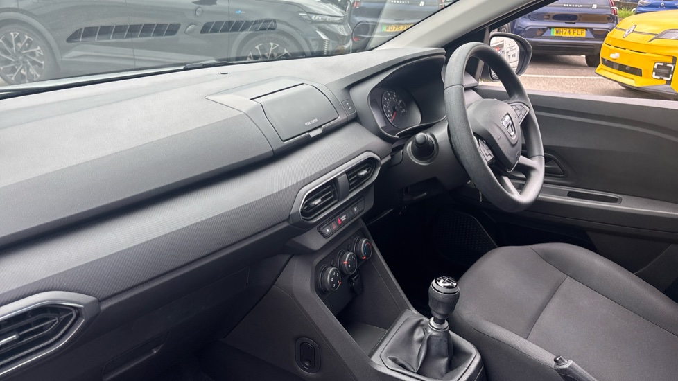 Dacia Sandero 1.0 SCe Essential 5dr Petrol Hatchback - Image 9
