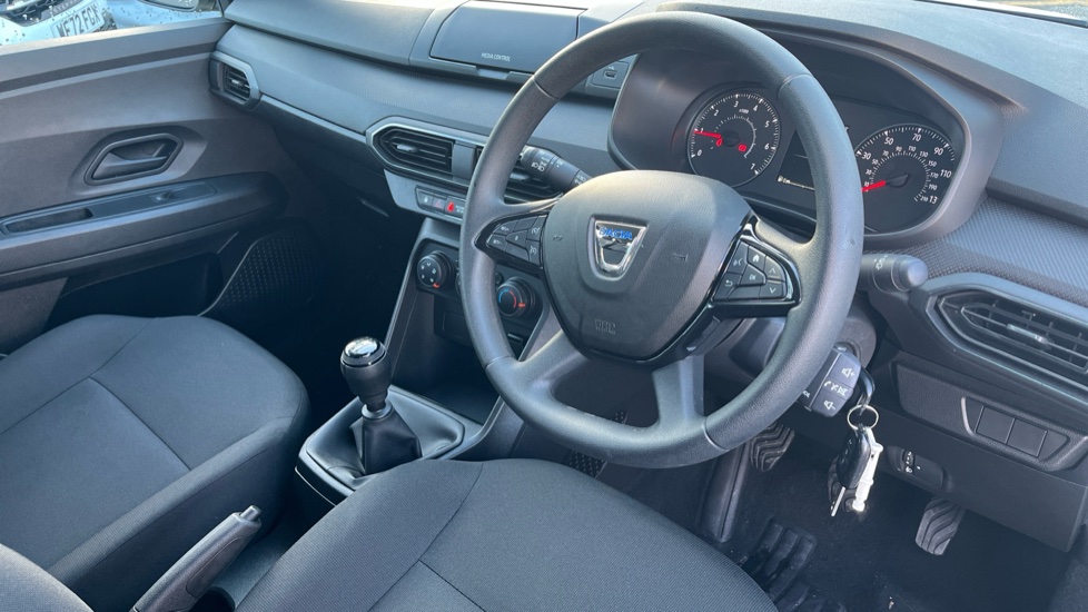 Dacia Sandero 1.0 SCe Essential 5dr Petrol Hatchback - Image 11