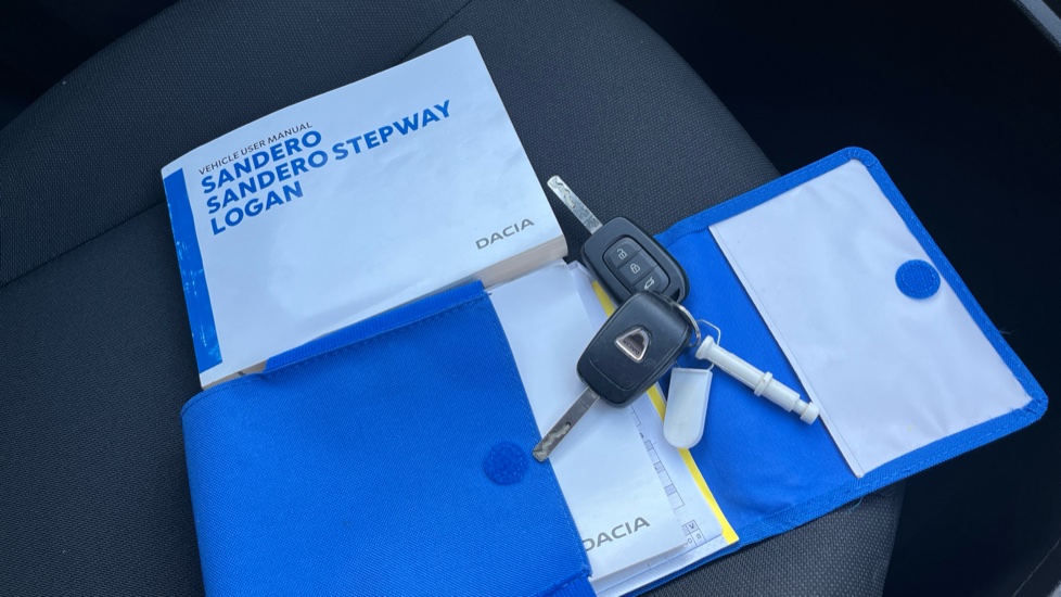 Dacia Sandero 1.0 SCe Essential 5dr Petrol Hatchback - Image 19