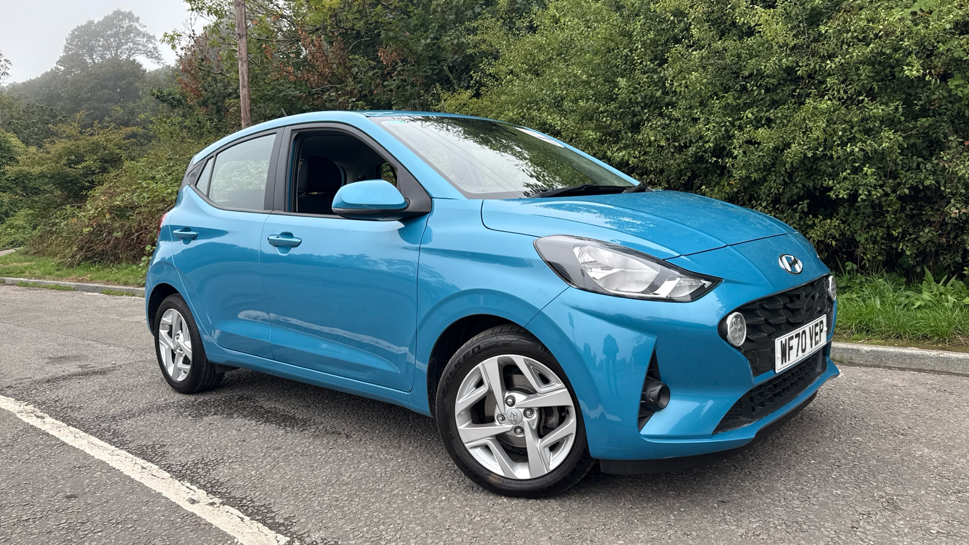 Hyundai i10 listing photo