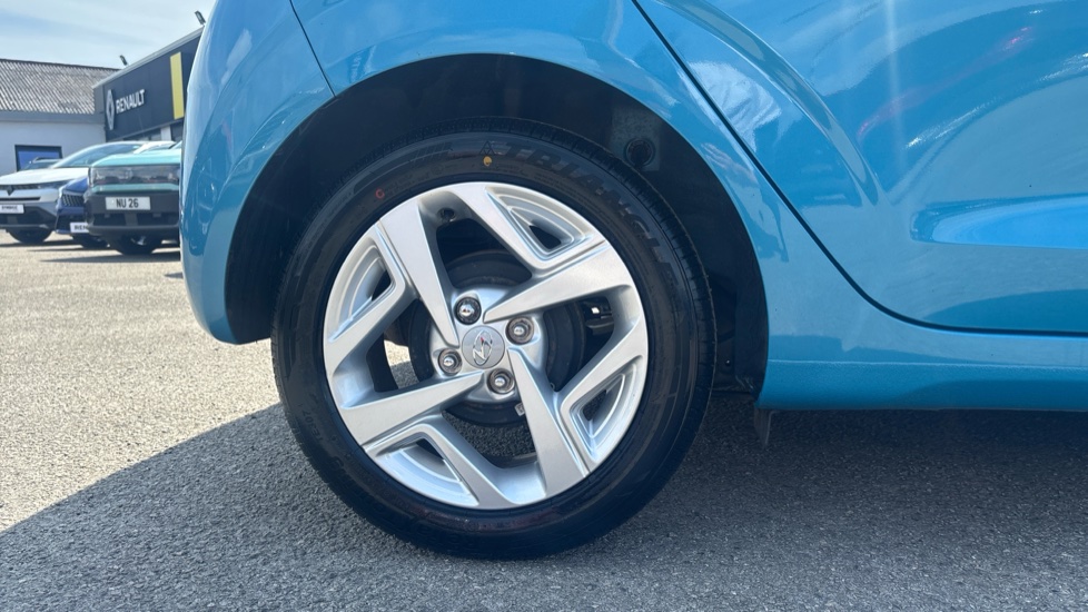 Hyundai i10 1.2 MPi SE Connect 5dr Auto Petrol Hatchback - Image 7