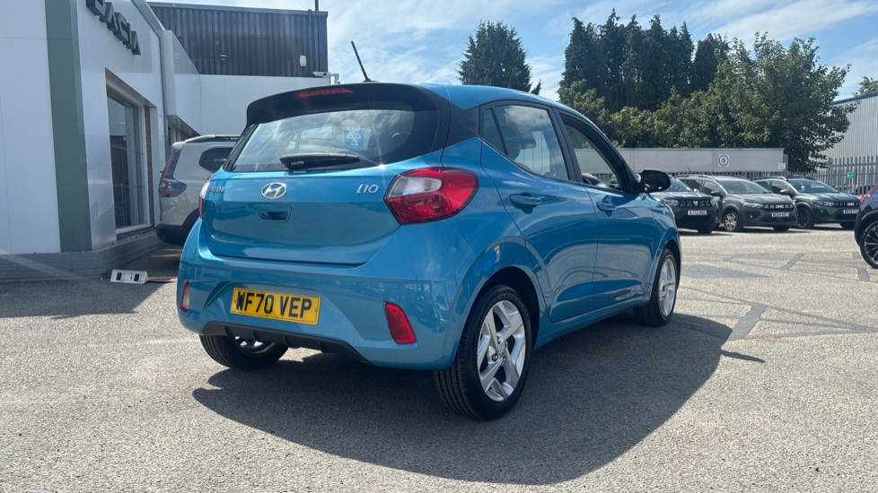Hyundai i10 1.2 MPi SE Connect 5dr Auto Petrol Hatchback - Image 26