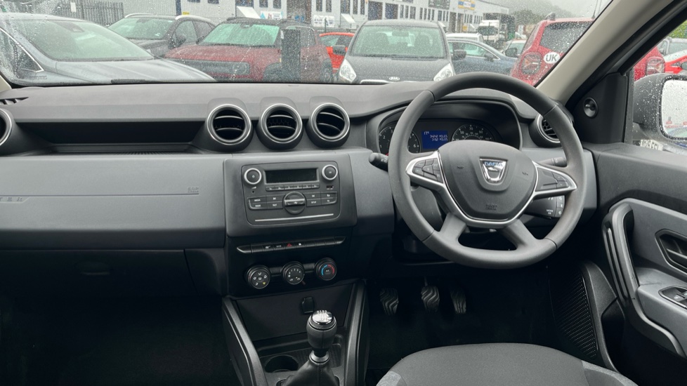 Dacia Duster 1.0 TCe 90 Essential 5dr Petrol Estate - Image 10