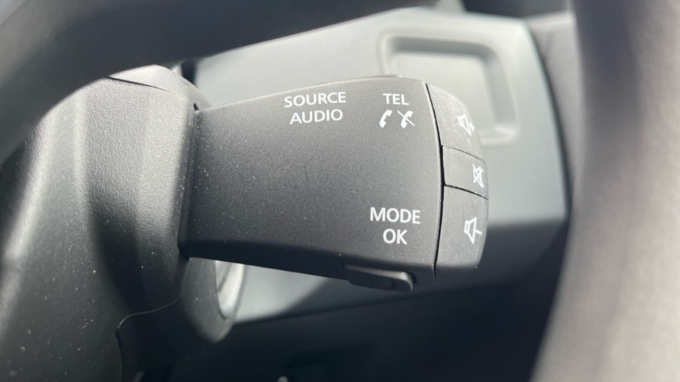 Dacia Duster 1.0 TCe 90 Essential 5dr Petrol Estate - Image 25