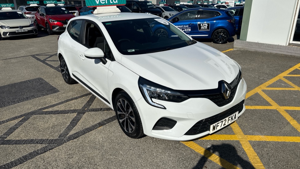 Renault Clio 1.0 TCe 90 Iconic Edition 5dr Petrol Hatchback - Image 47