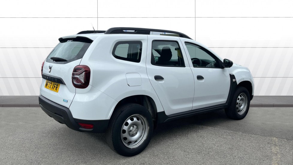Dacia Duster 1.0 TCe 100 Essential 5dr Bi Fuel Estate - Image 2