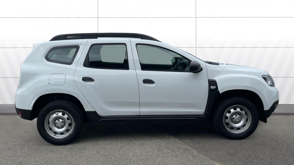 Dacia Duster 1.0 TCe 100 Essential 5dr Bi Fuel Estate - Image 5