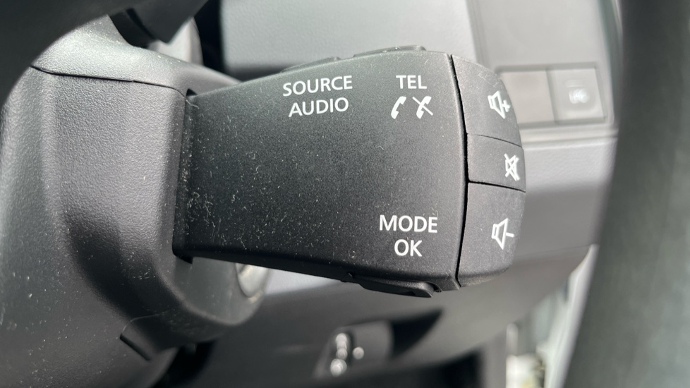 Dacia Duster 1.0 TCe 100 Essential 5dr Bi Fuel Estate - Image 23