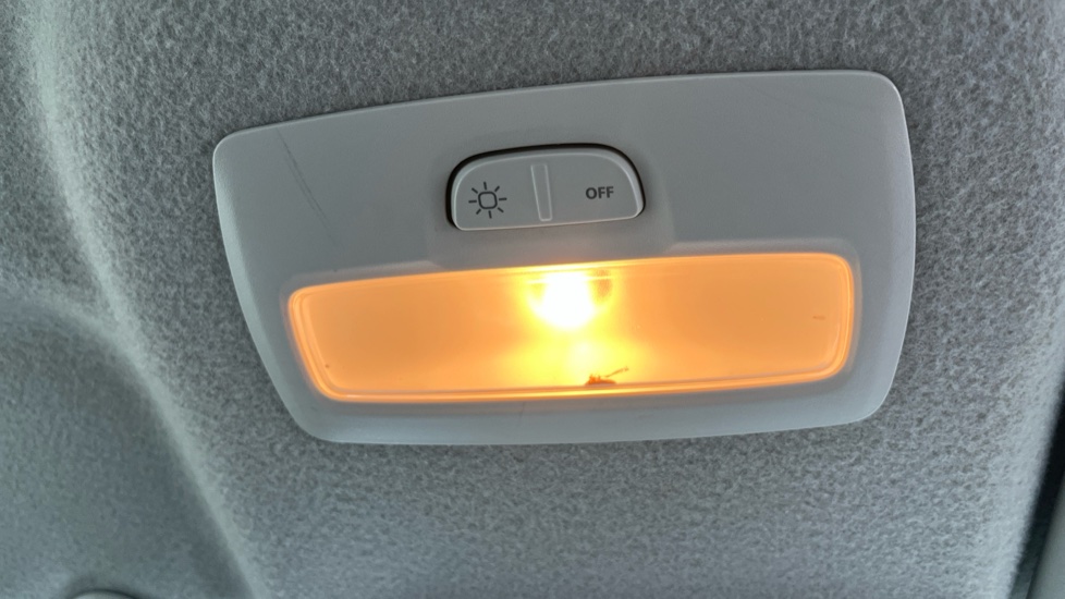 Dacia Duster 1.0 TCe 100 Essential 5dr Bi Fuel Estate - Image 38
