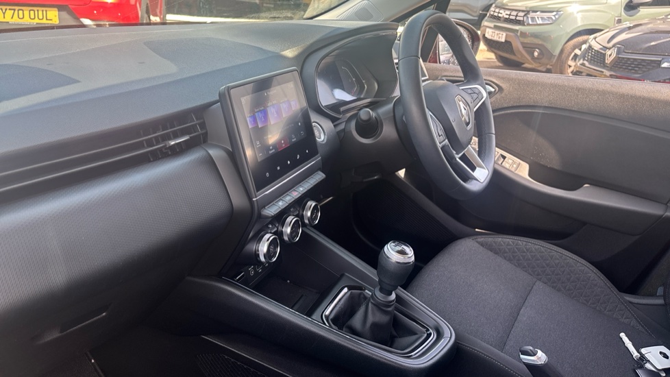 Renault Clio 1.0 TCe 90 Evolution 5dr Petrol Hatchback - Image 9