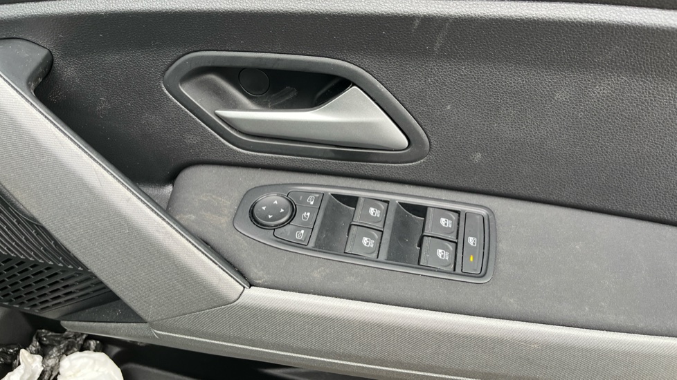 Dacia Bigster 1.8 Hybrid 155 Journey 5dr Auto Hybrid Estate - Image 25