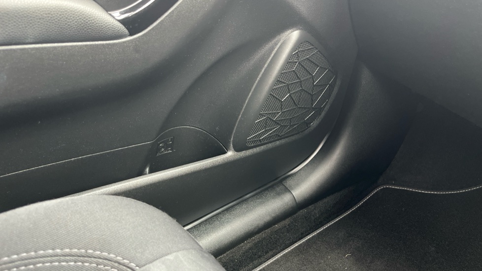 Hyundai ix20 1.4 Blue Drive SE 5dr Petrol Hatchback - Image 42