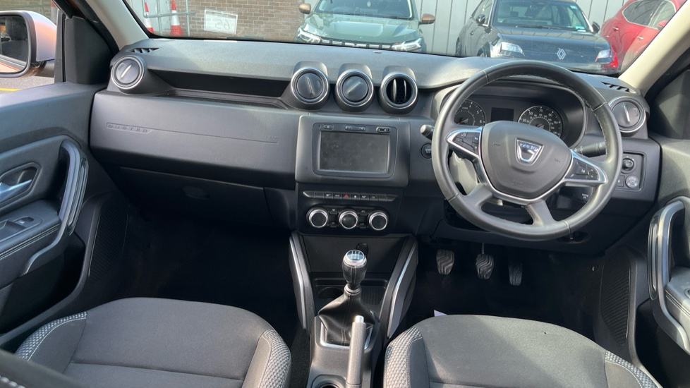 Dacia Duster 1.0 TCe 100 Prestige 5dr Bi Fuel Estate - Image 10