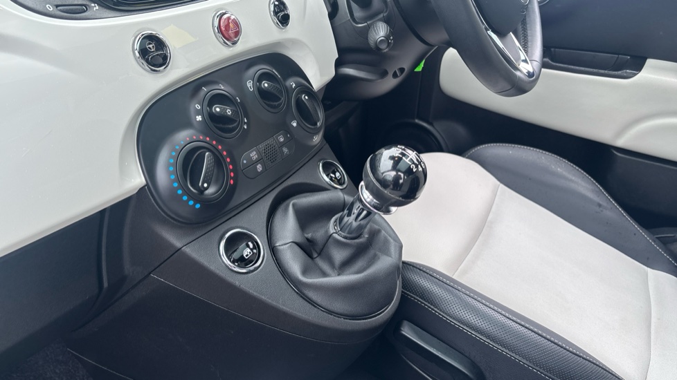 Fiat 500 1.0 Mild Hybrid Dolcevita [Part Leather] 3dr Petrol Hatchback - Image 13