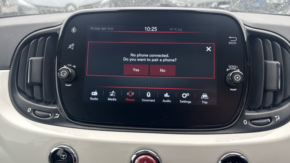 Fiat 500 1.0 Mild Hybrid Dolcevita [Part Leather] 3dr Petrol Hatchback - Image 38
