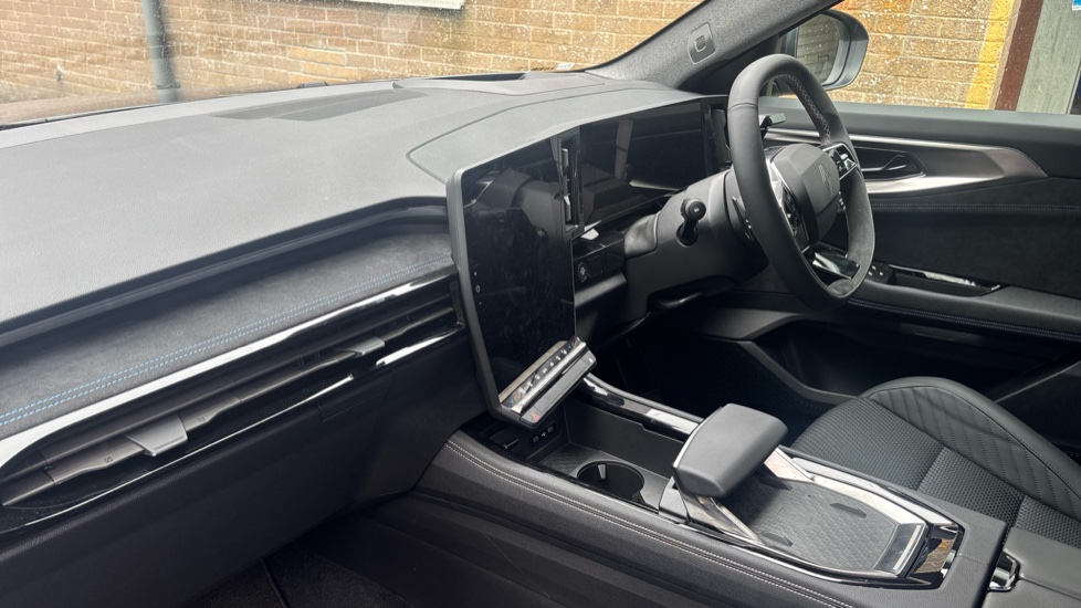 Renault Austral E-Tech Full Hybrid Techno Esprit Alpine 5dr Auto Hybrid Estate - Image 9