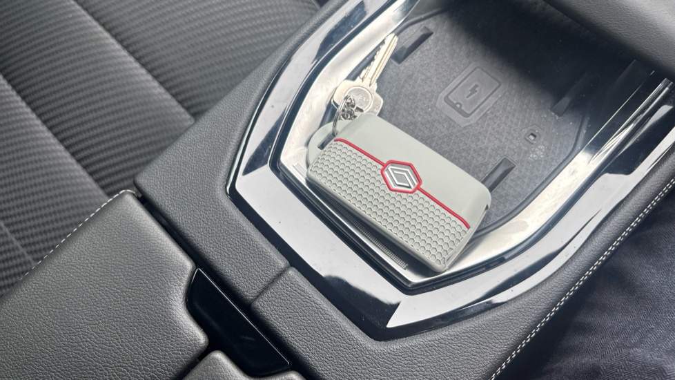 Renault Austral E-Tech Full Hybrid Techno Esprit Alpine 5dr Auto Hybrid Estate - Image 20
