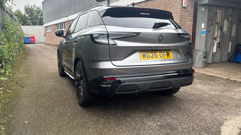 Renault Austral E-Tech Full Hybrid Techno Esprit Alpine 5dr Auto Hybrid Estate - Image 30