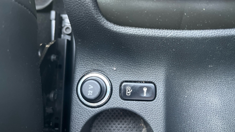 Skoda Yeti 1.2 TSI Elegance 5dr Petrol Estate - Image 39